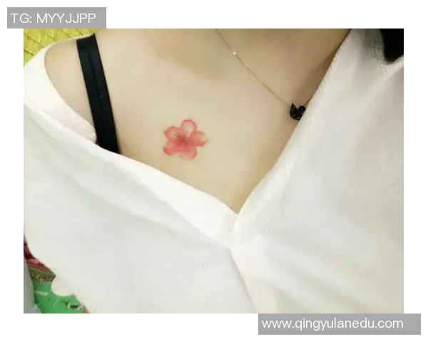 少林足球与樱花纹身的完美结合展现腿部艺术之美
